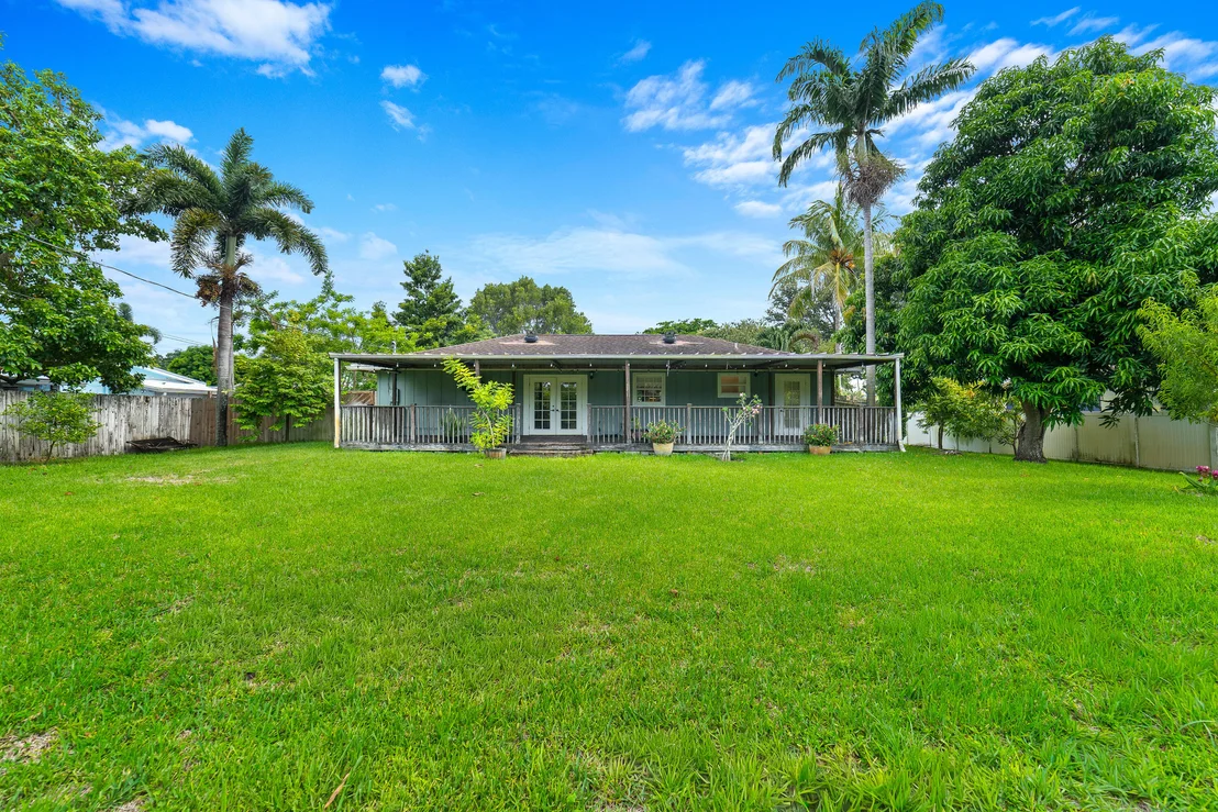 Photo of 110 W Mango Road