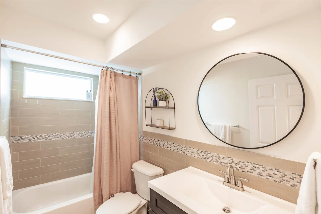 Photo of 6319 Garrett Street