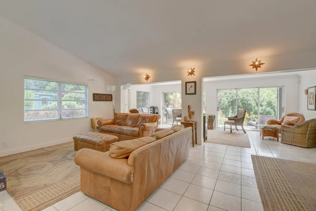 Photo of 299 Del Rio Boulevard