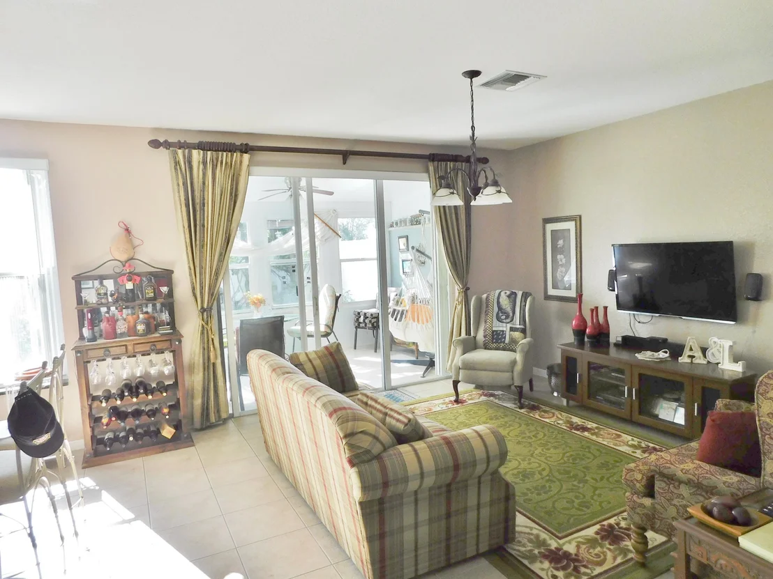 Photo of 5980 Azalea Cir