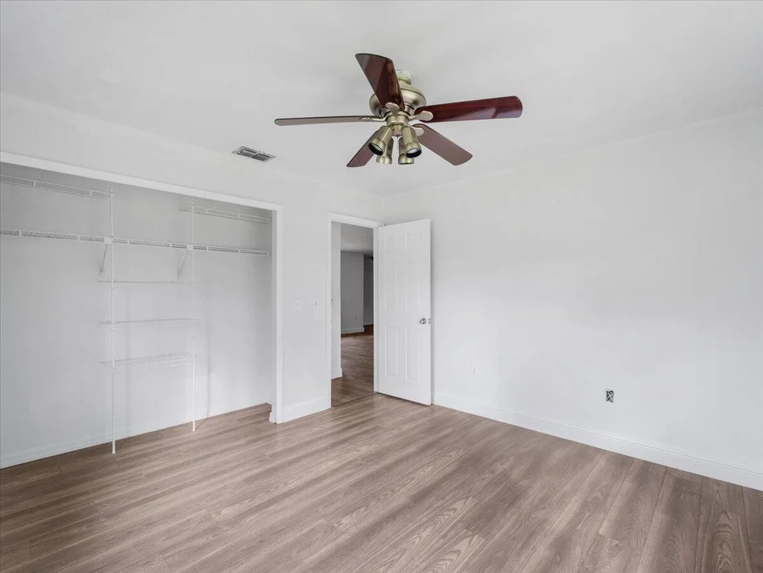 Photo of 406 Fifth Avenue