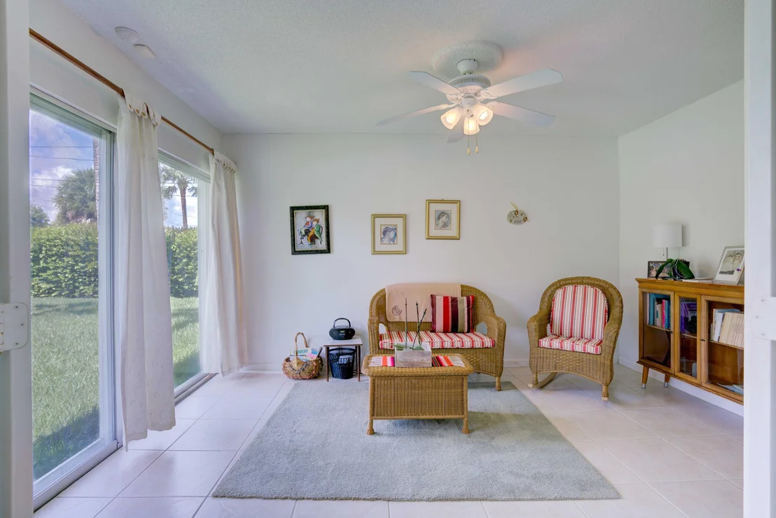 Photo of 452 Date Palm Drive