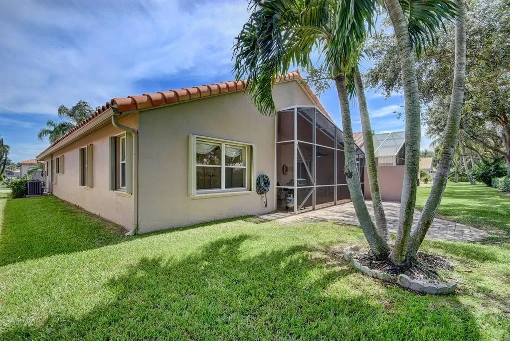 Photo of 6613 Sherbrook Drive