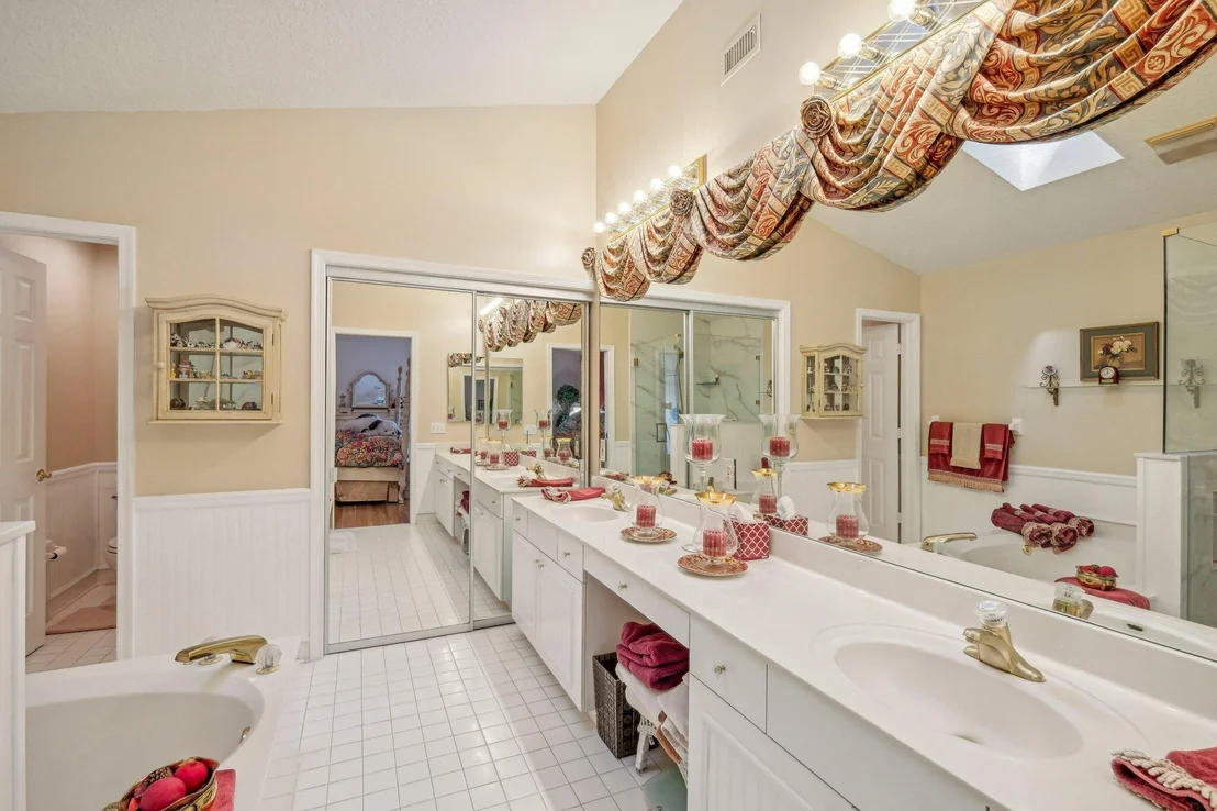 Photo of 22 Grand Bay Circle