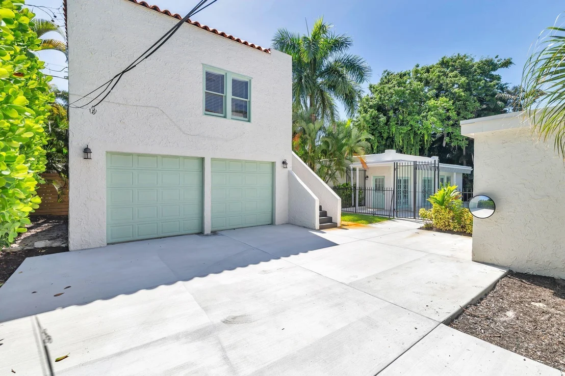 Photo of 3020 VINCENT Road