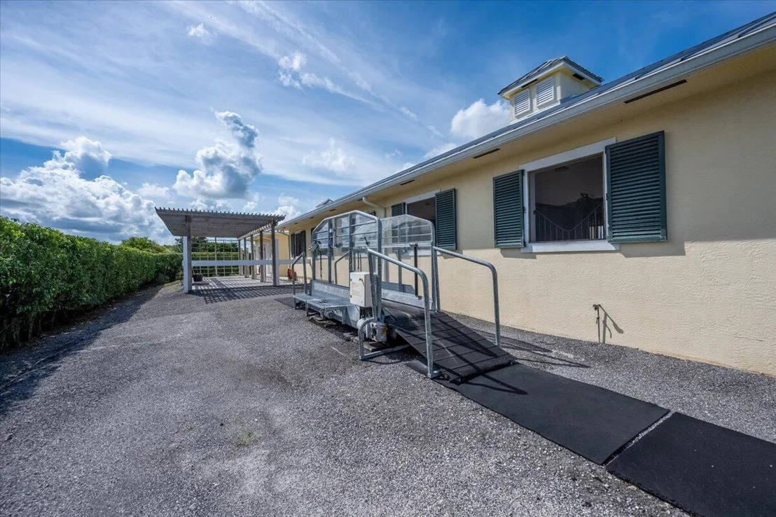 Photo of 14402 Laurel Trail