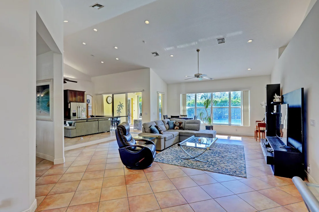 Photo of 1295 Singer Drive