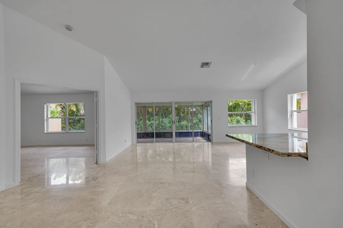 Photo of 5295 Grande Palm Circle