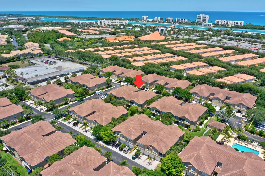 Photo of Unit B at 105 Lighthouse Circle