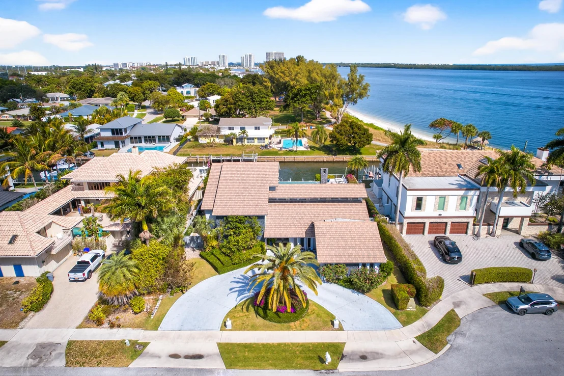 Photo of 113 Ebbtide Drive