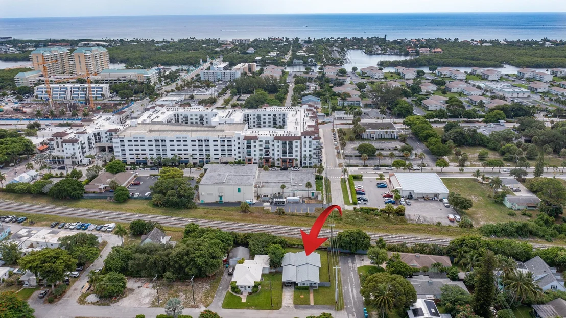 Photo of 222 SE 3RD Street