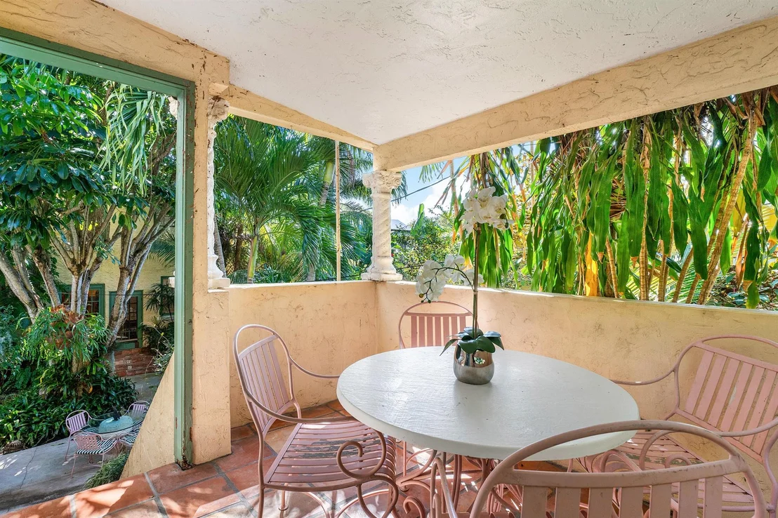 Photo of 739 Sunset Road