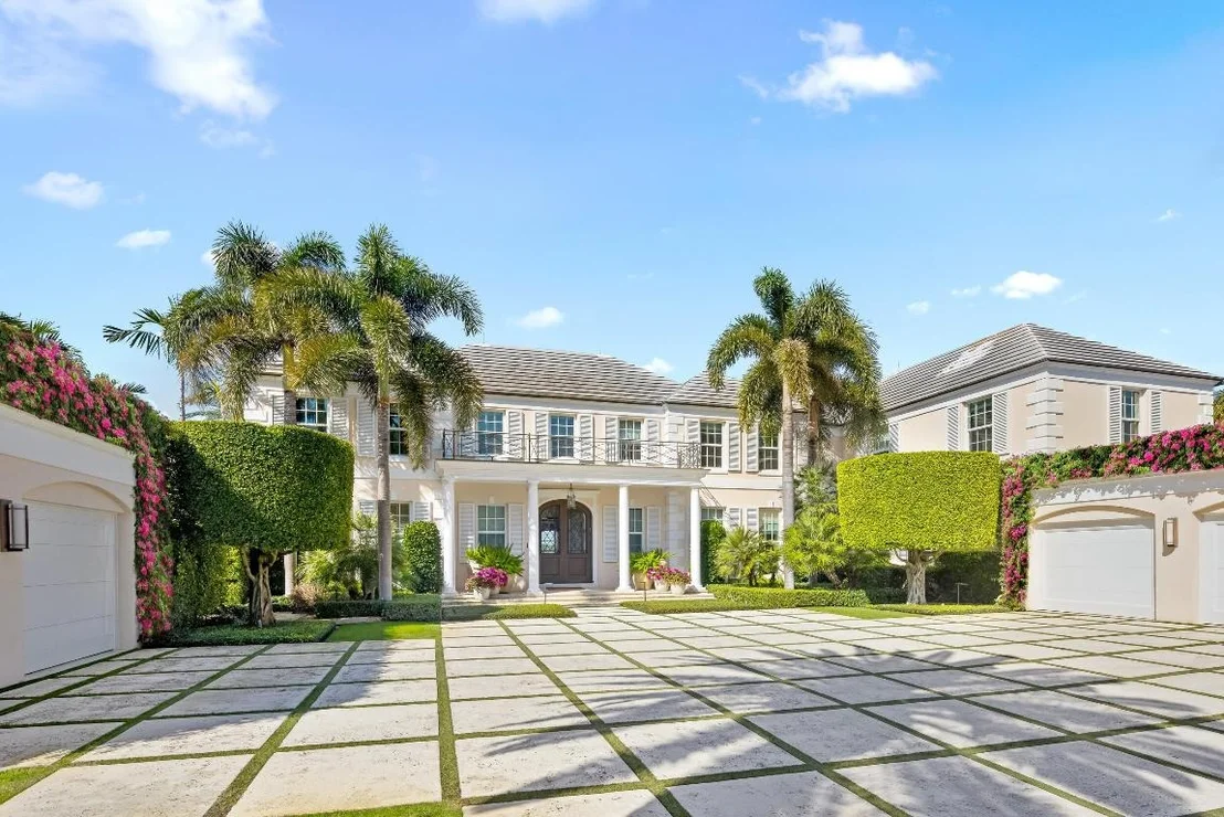 Photo of 631 Island Drive