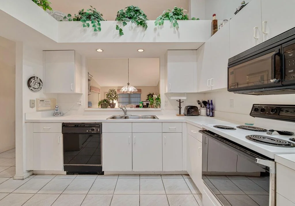 Photo of Unit A at 9976 Seacrest Circle
