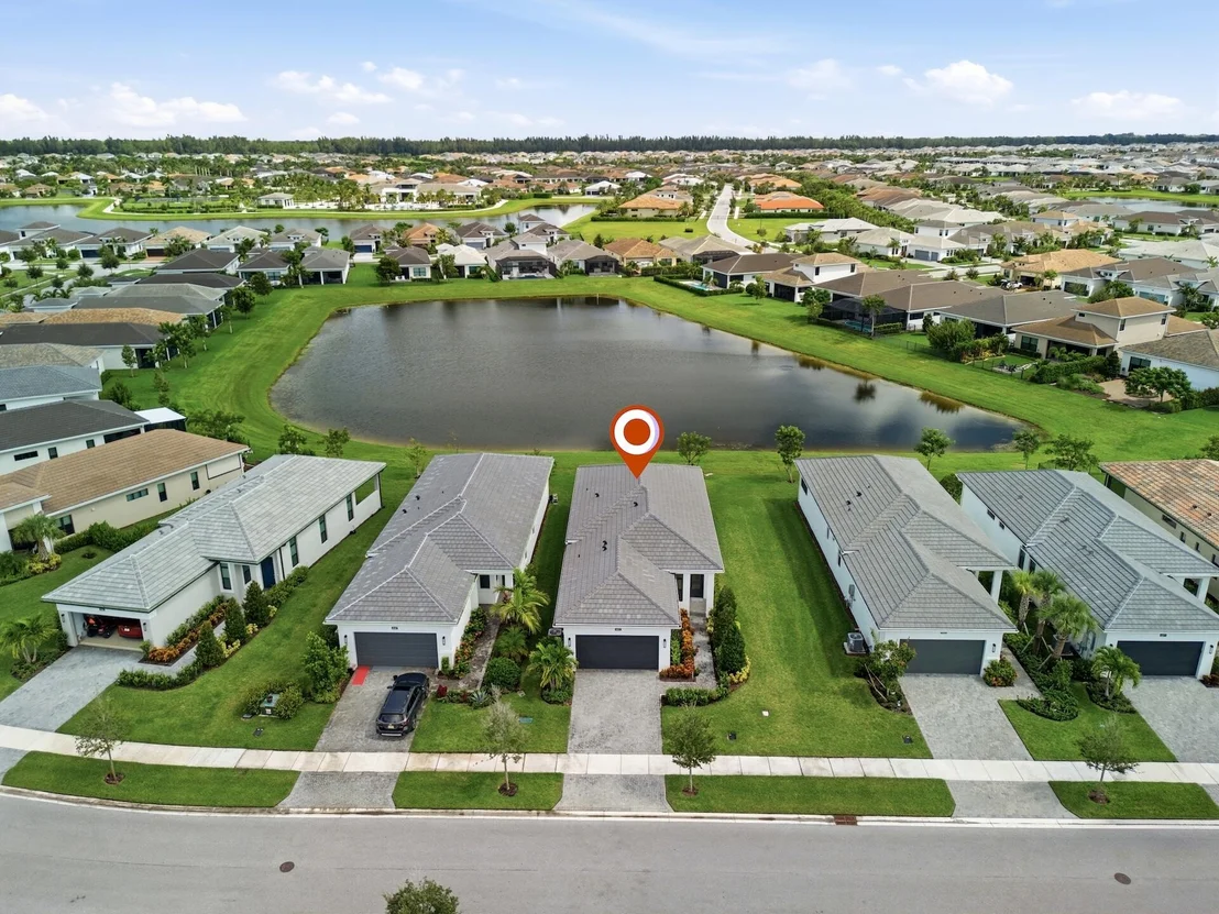 Photo of 4853 Saint Armands Way