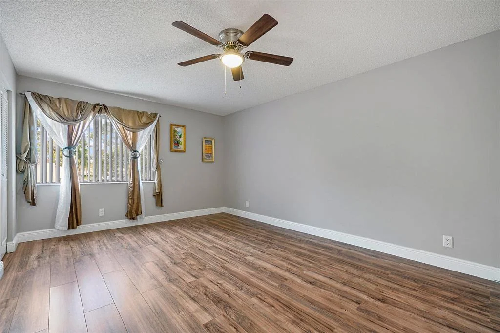 Photo of Unit A2 at 329 Knotty Pine Circle