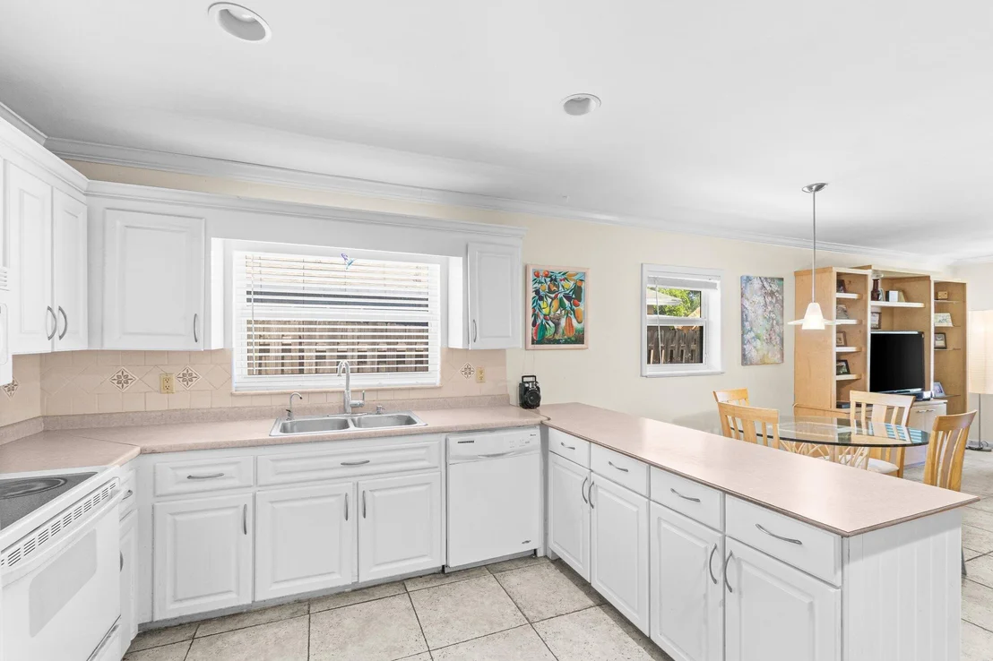 Photo of 7731 4th Terrace