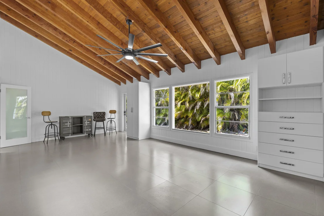 Photo of 4931 Clock Road