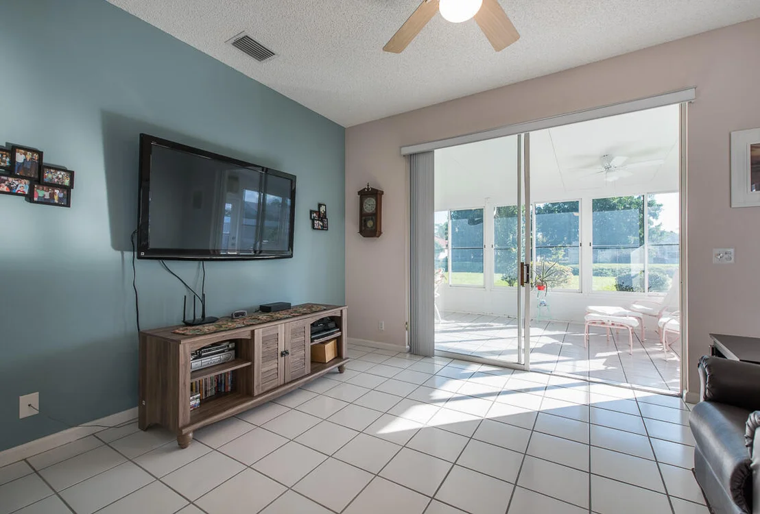 Photo of 7696 Mansfield Holw Road