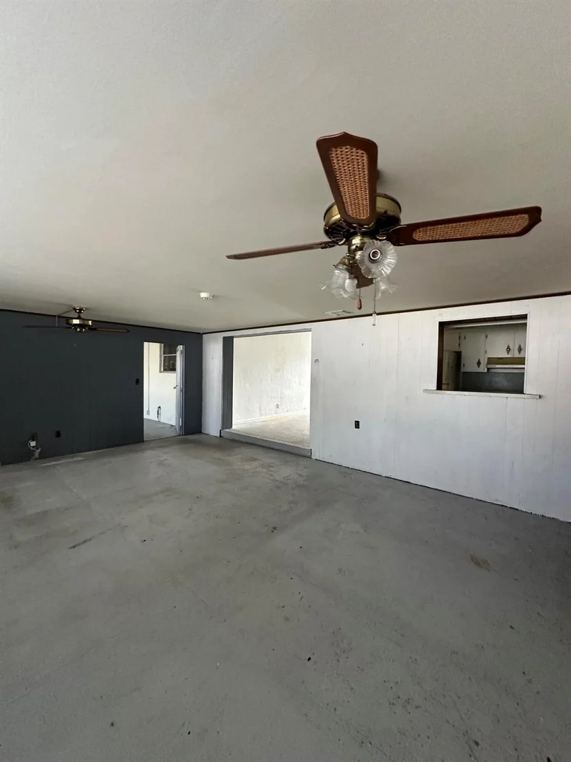 Photo of 341 Henthorne Drive