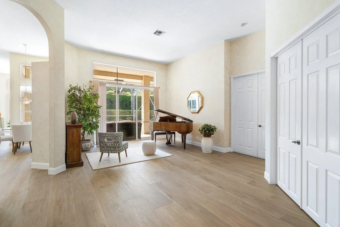 Photo of 10618 Maple Chase Drive