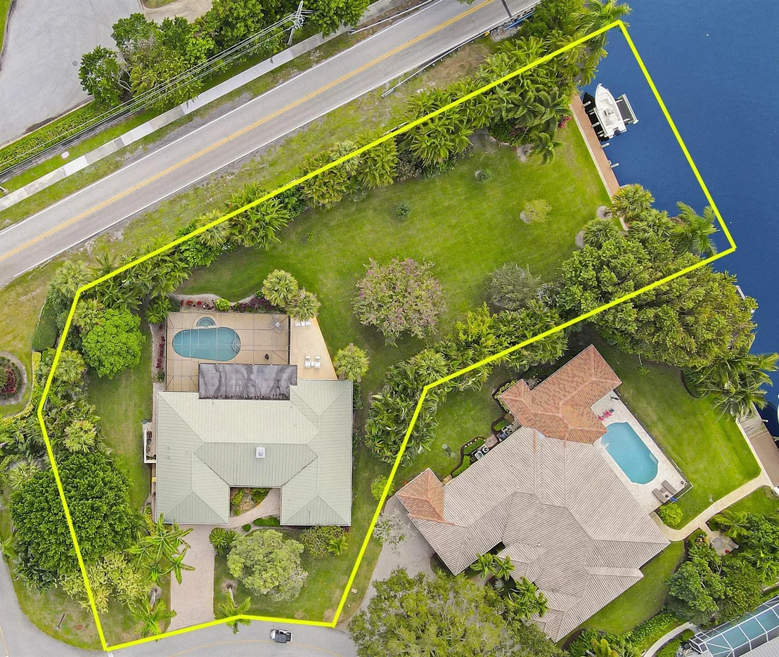 Photo of 3774 SE Fairway E