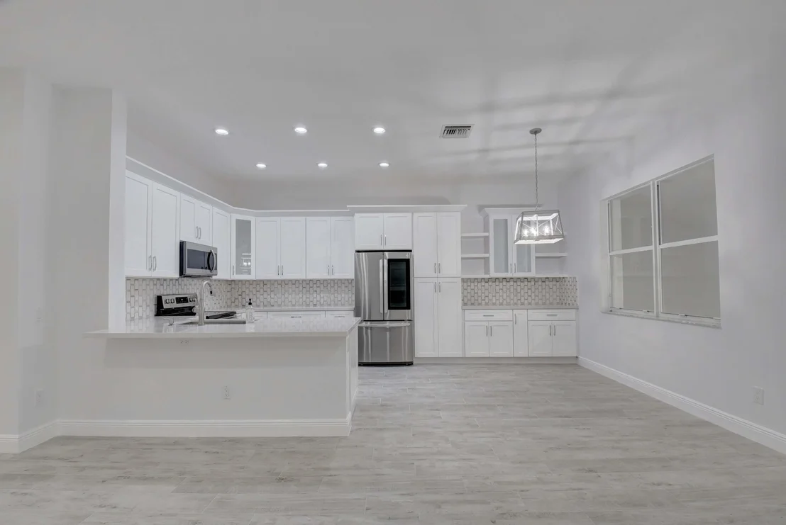 Photo of 7381 Forest Park Way