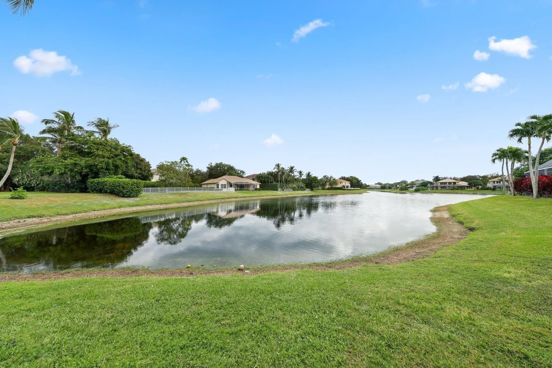 Photo of 423 Meadowlark Drive