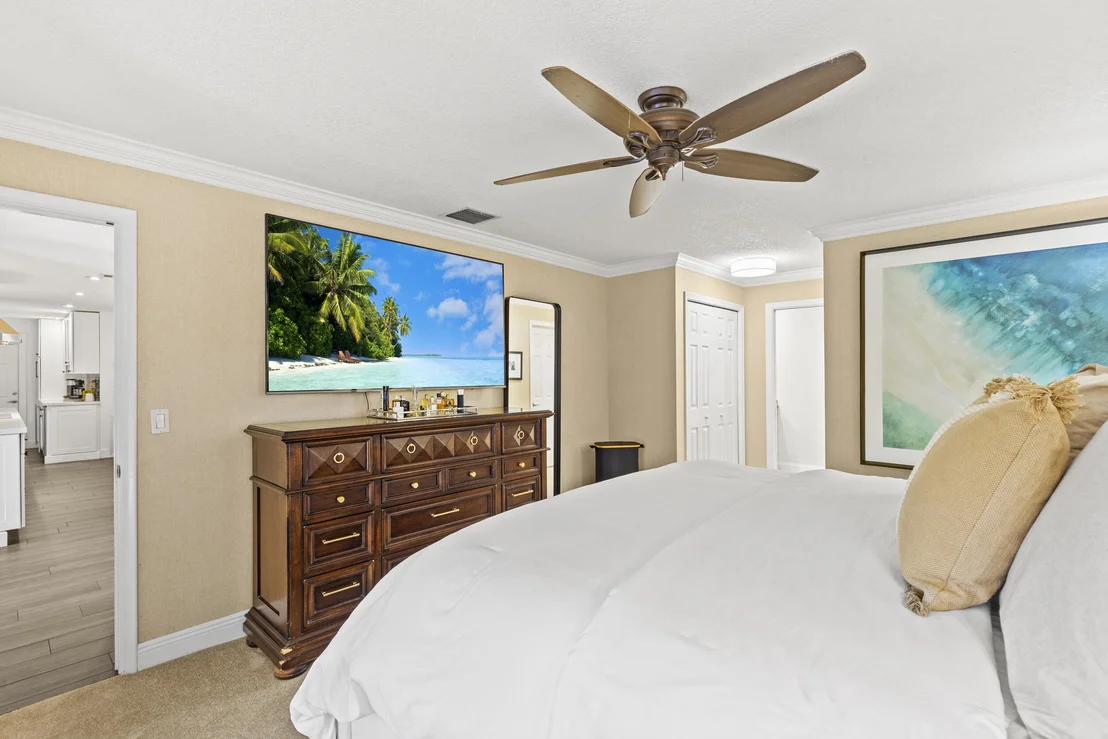 Photo of 3544 Lakeview Drive