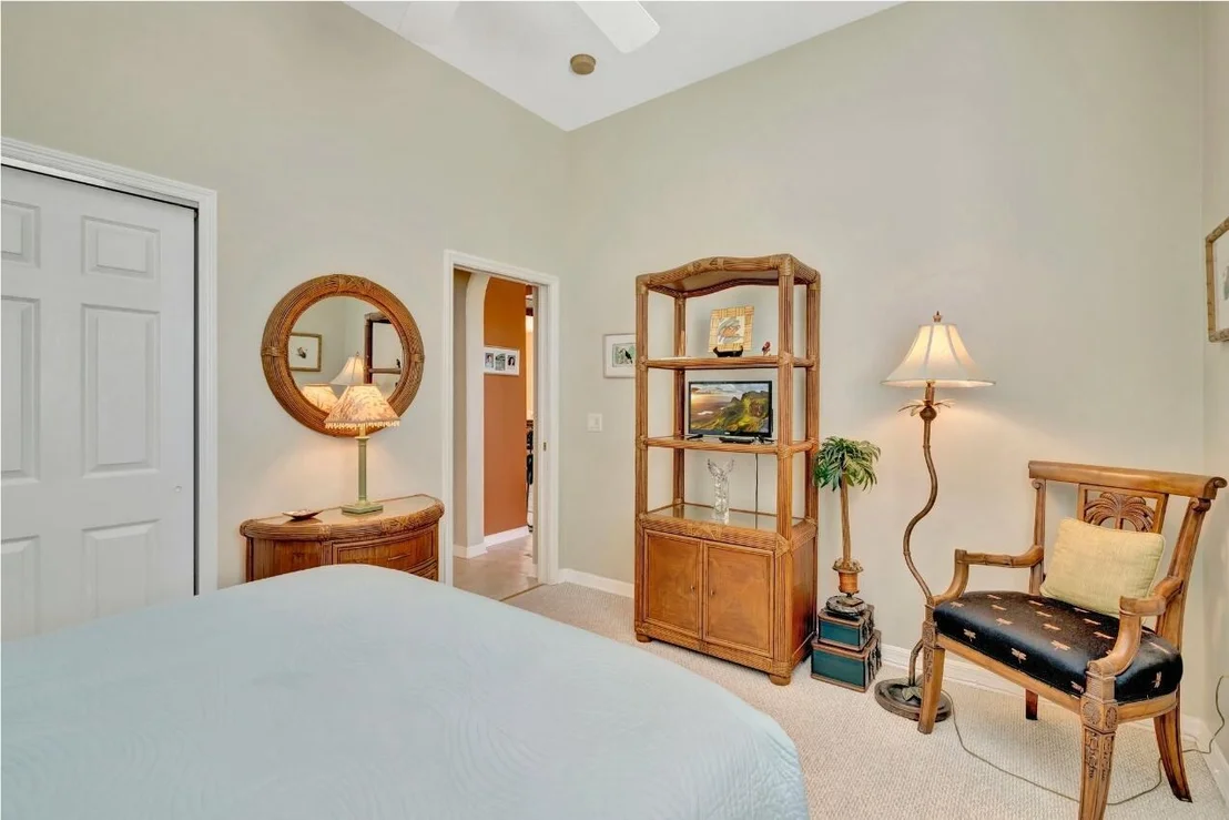 Photo of 56 Winghaven Lane