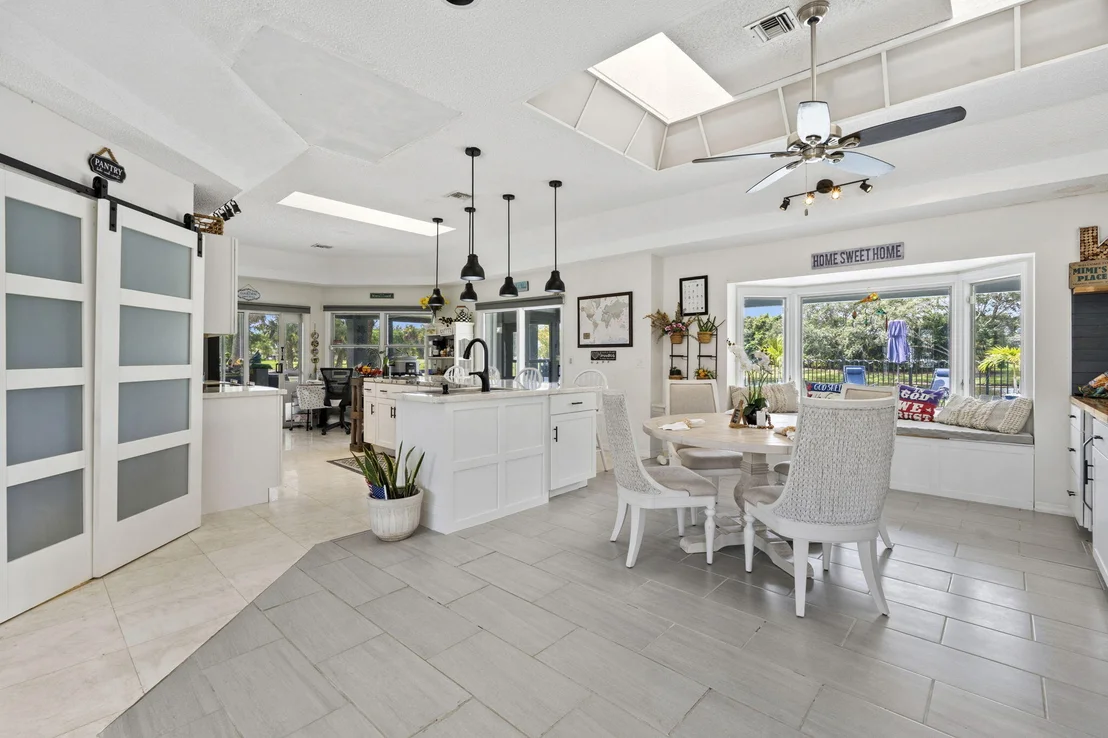 Photo of 118 ELYSIUM Drive