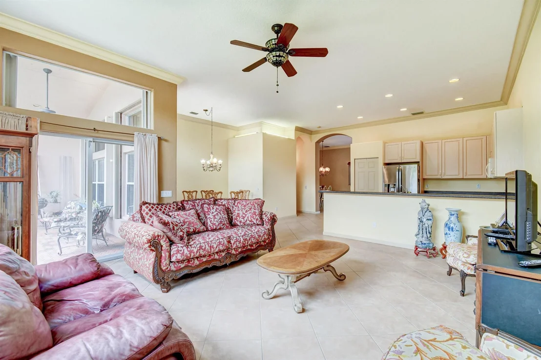 Photo of 8832 Palm River Drive