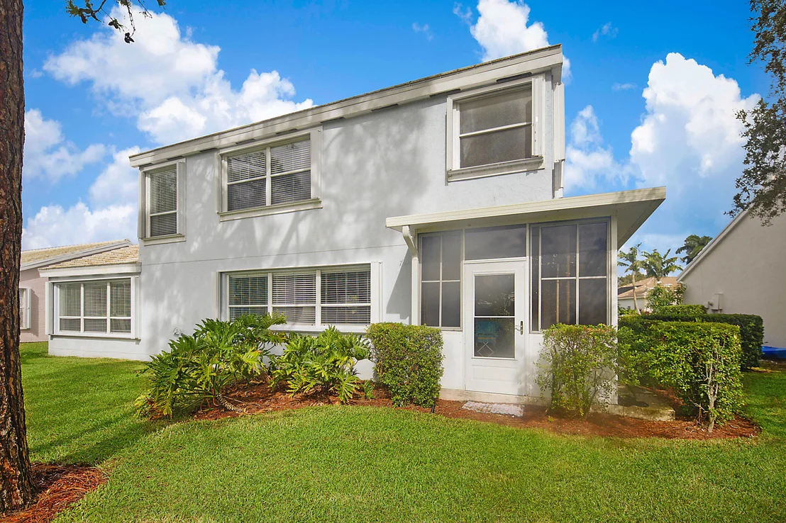 Photo of 8753 SE Riverfront Terrace