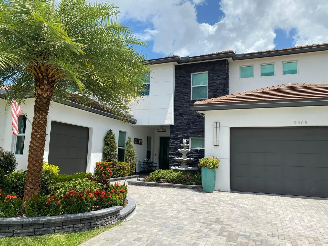 Photo of 9605 Captiva Circle