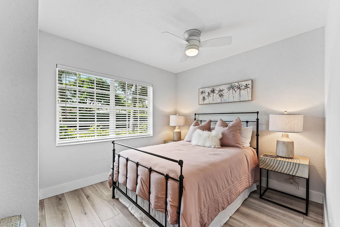Photo of 233 Lake Terrace