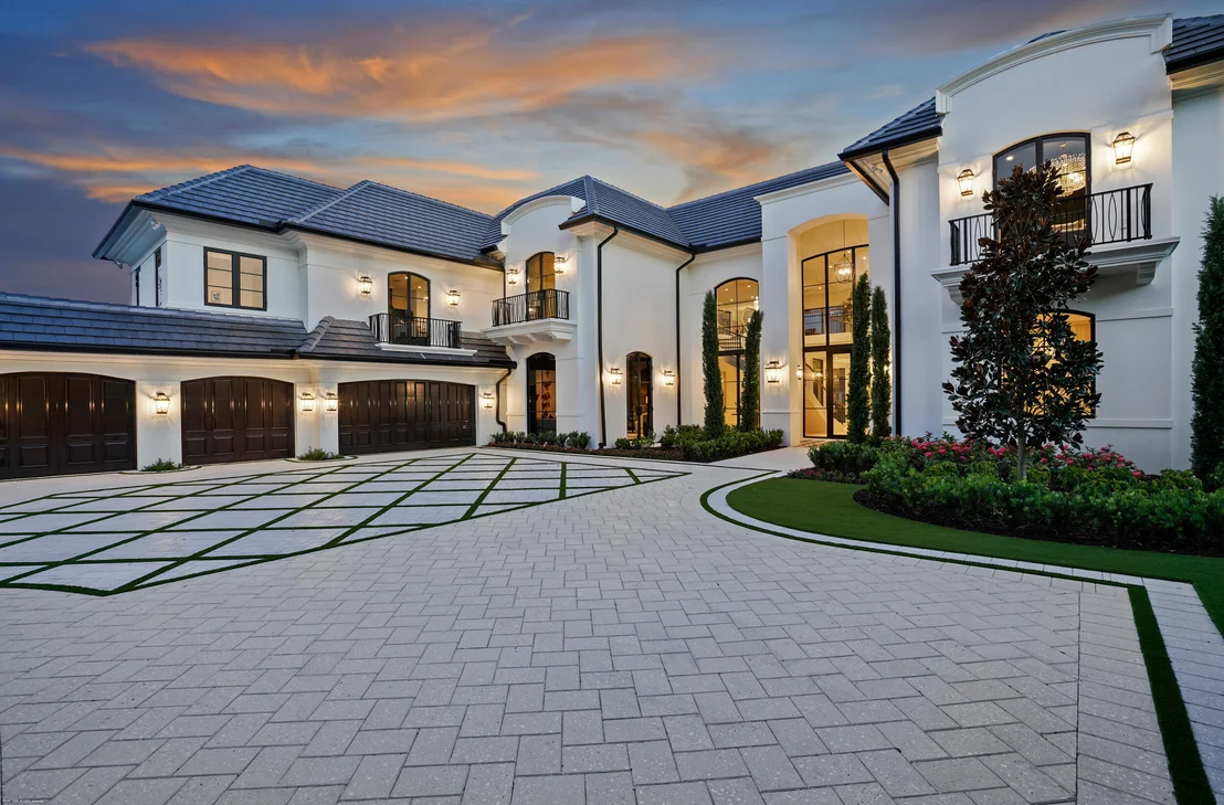 Photo of 369 Eagle Drive
