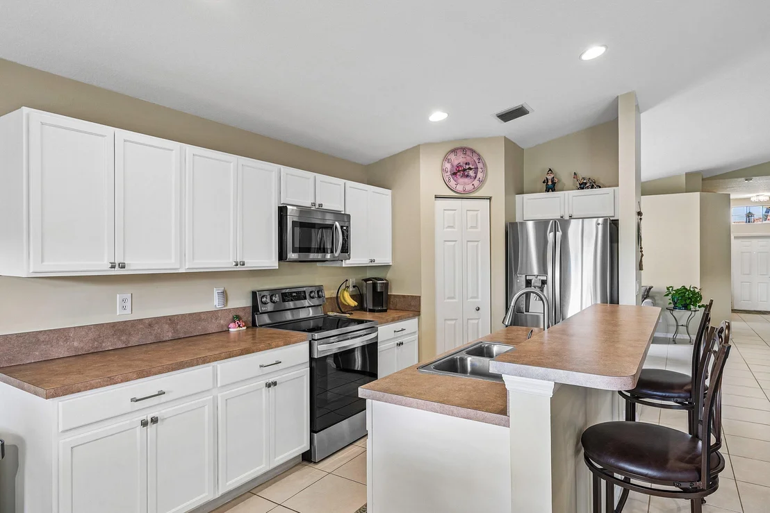 Photo of 12095 Roma Road