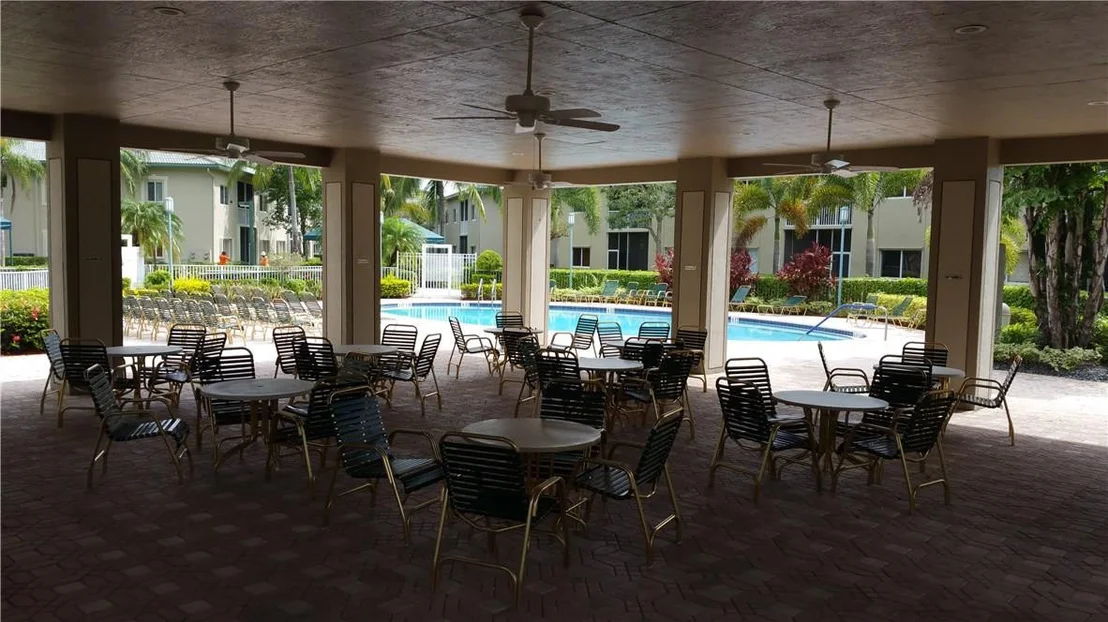 Photo of Unit 202 at 7808 Exeter Boulevard