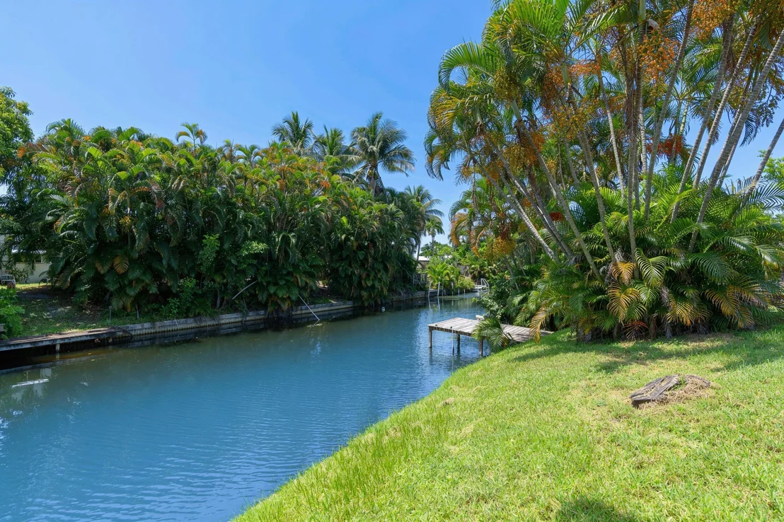 Photo of 1054 OLD BOYNTON Road