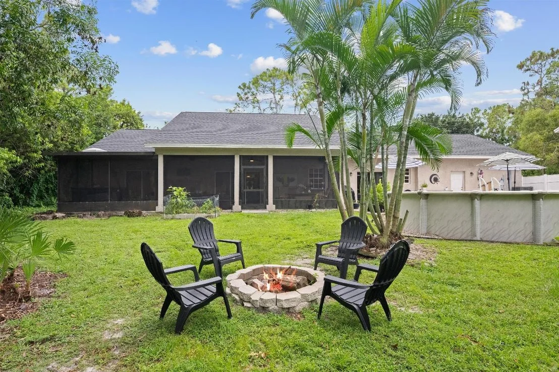 Photo of 10771 154th Road N