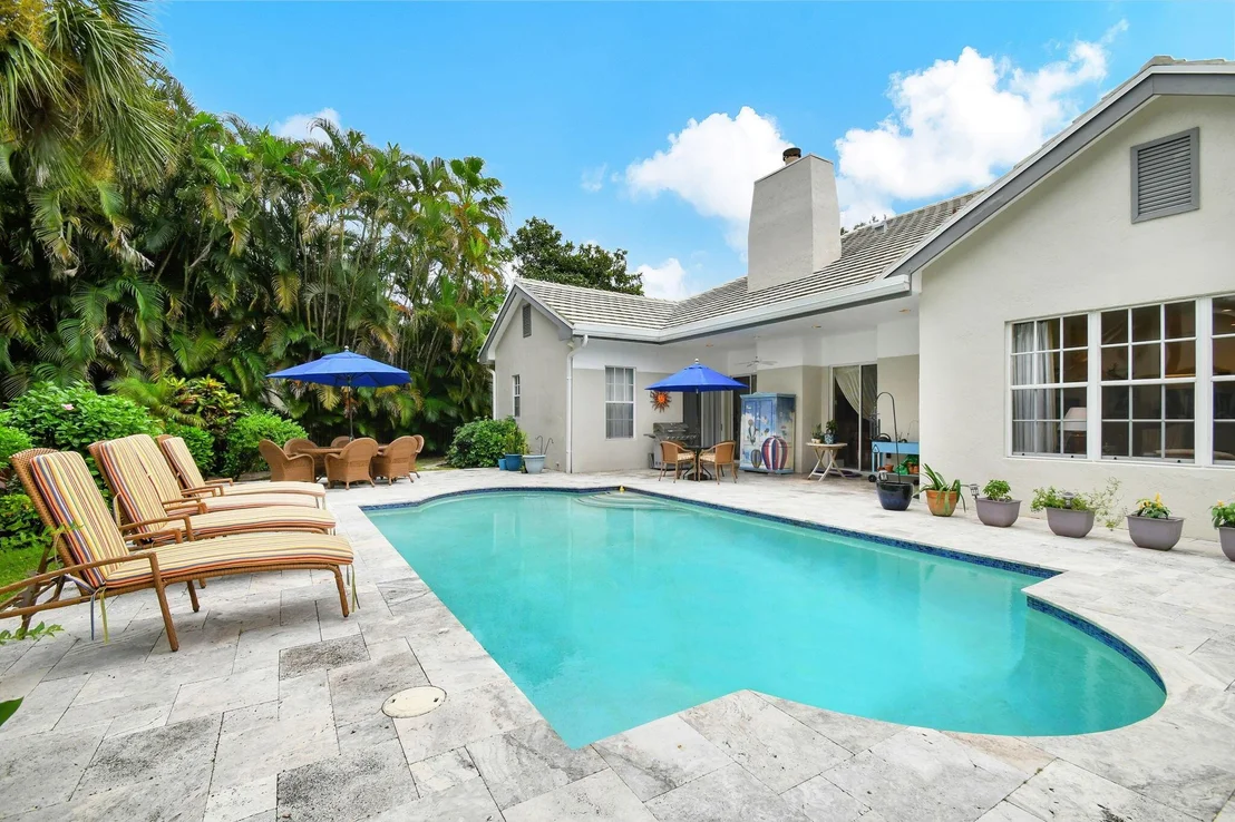 Photo of 2773 Hampton Circle S