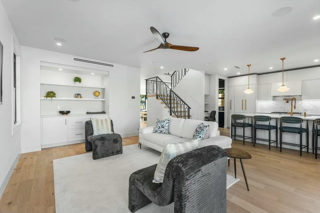 Photo of 338 Cornell Drive