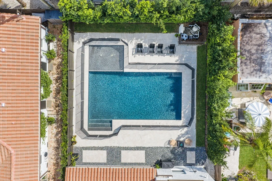 Photo of 706 Sunset Road
