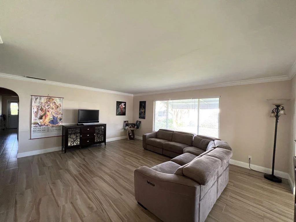 Photo of Unit D at 255 Main Boulevard