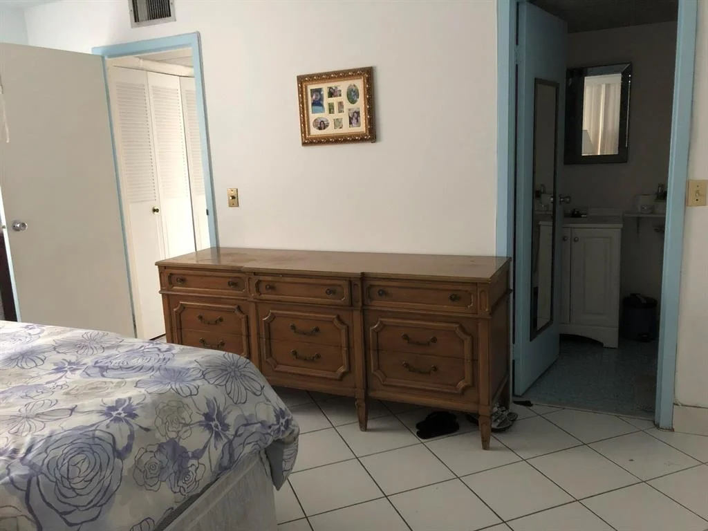 Photo of Unit C at 114 Monaco C