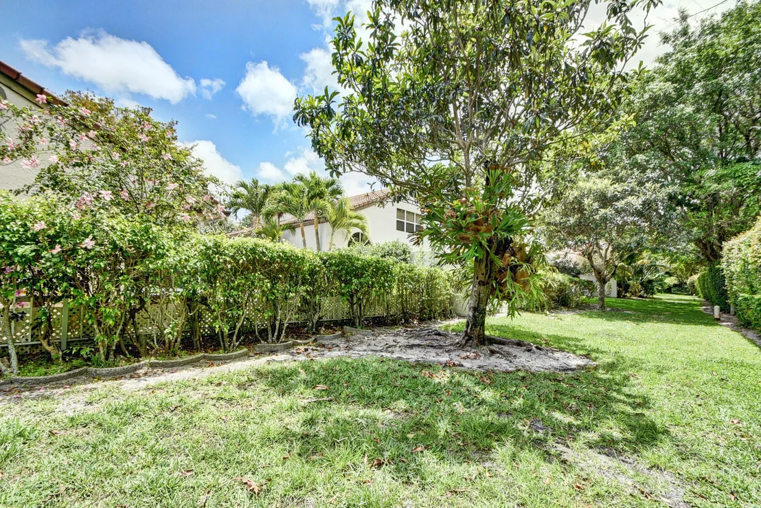 Photo of 23291 La Vida Way