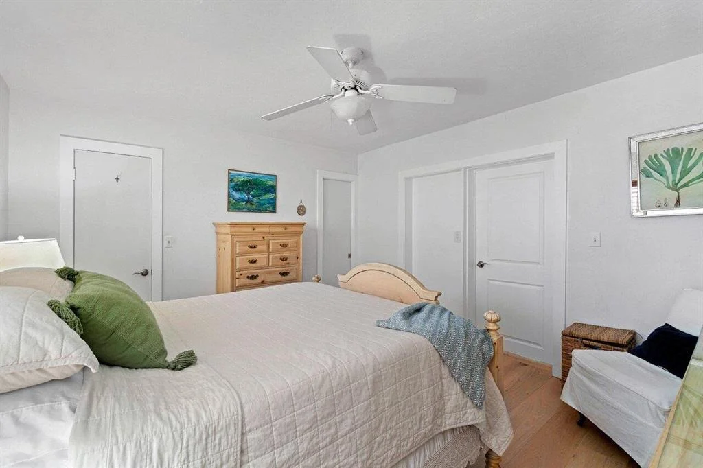 Photo of 827 NW 6th Drive