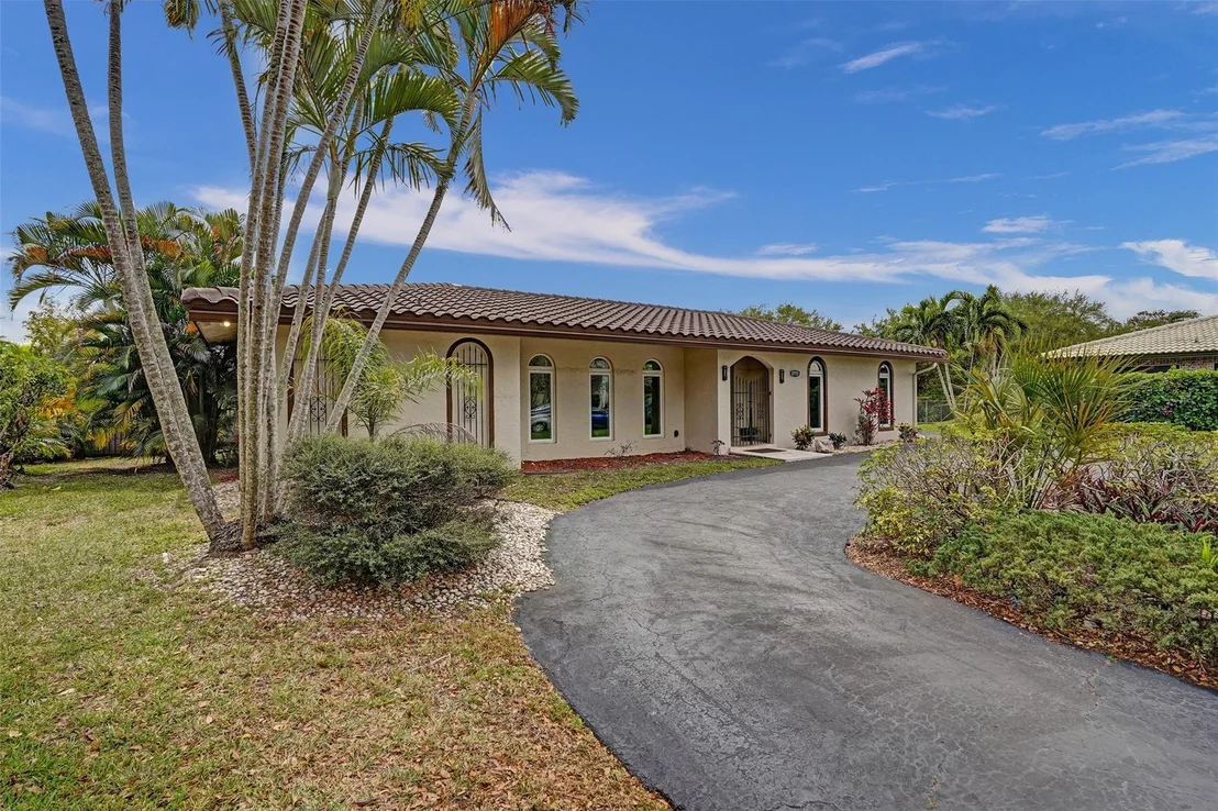Photo of 2715 NW 86th Way
