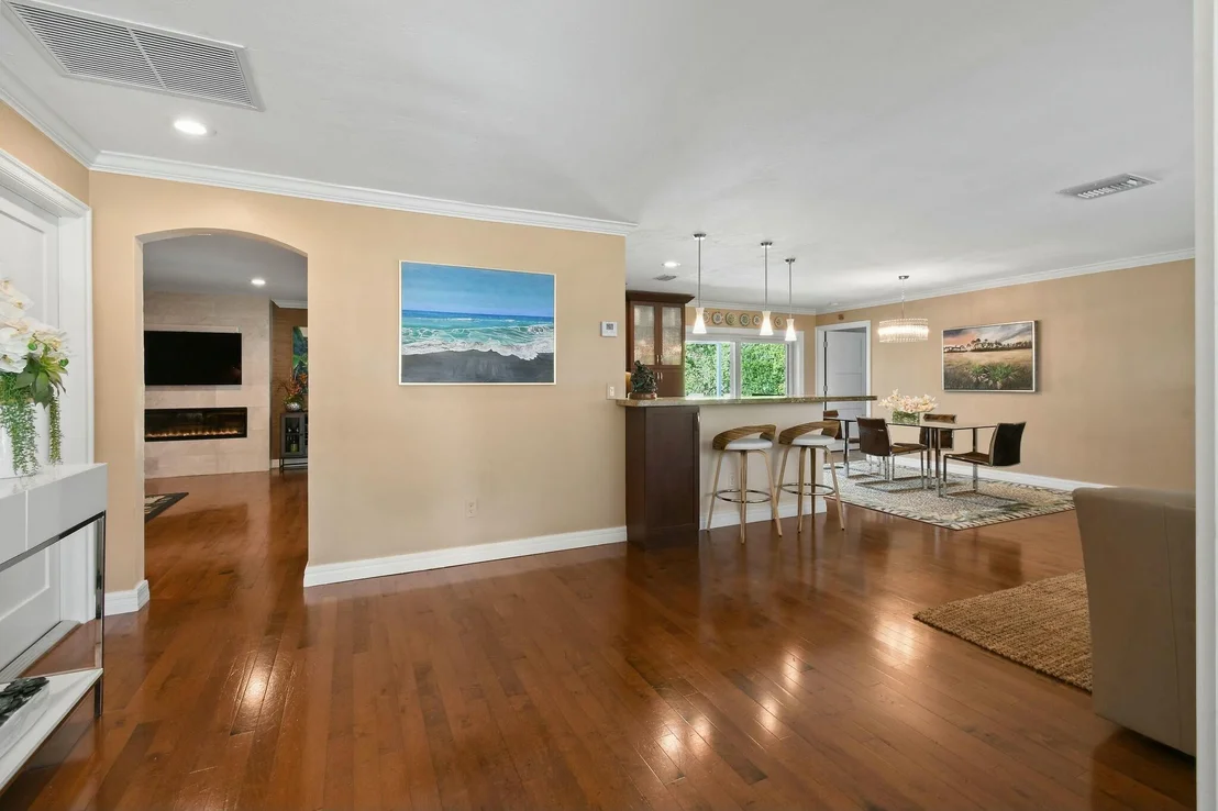 Photo of 801 N Anchorage Drive