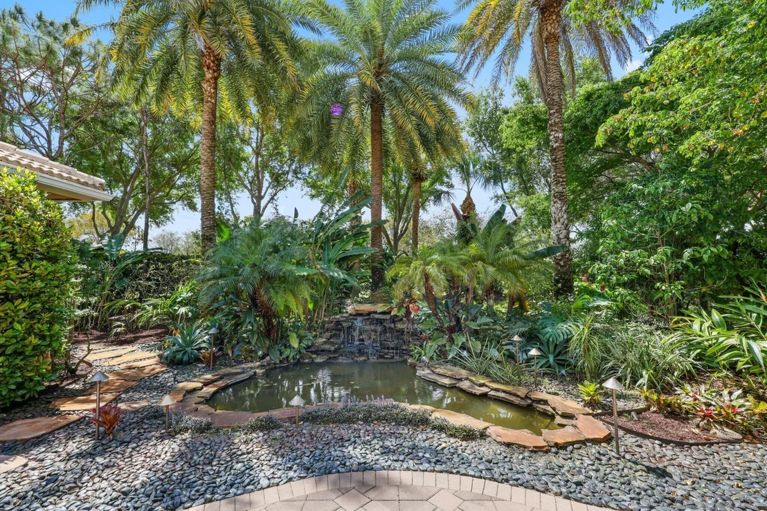 Photo of 11879 Fox Hill Circle